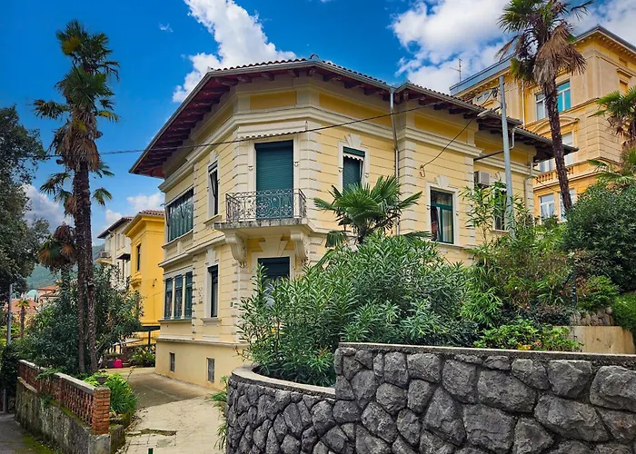 Sea And City Retreat Opatija - Happy Rentals